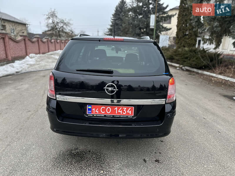 Универсал Opel Astra 2007 в Ивано-Франковске