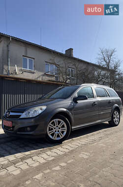 Универсал Opel Astra 2009 в Львове
