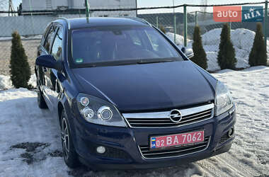 Універсал Opel Astra 2009 в Вінниці