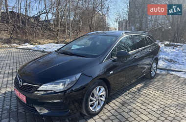 Універсал Opel Astra 2019 в Львові