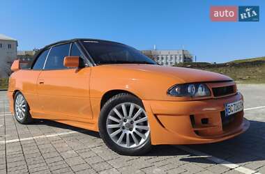 Кабриолет Opel Astra 1993 в Львове
