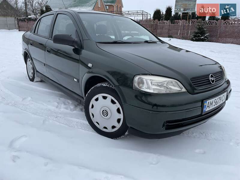 Седан Opel Astra 2002 в Жмеринці