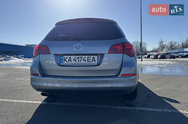 Универсал Opel Astra 2014 в Броварах
