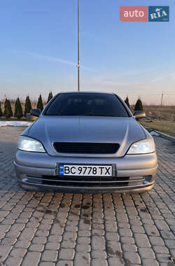 Седан Opel Astra 2007 в Городке