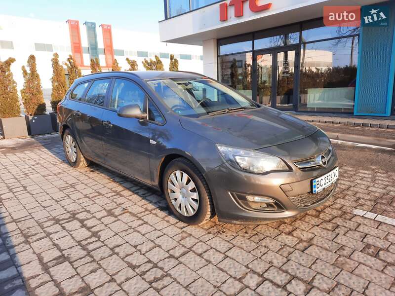 Універсал Opel Astra 2014 в Львові