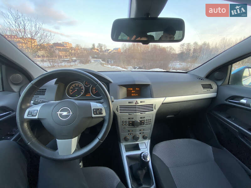 Хэтчбек Opel Astra 2009 в Львове фото 11 Хэтчбек Opel Astra 2009 в Львове