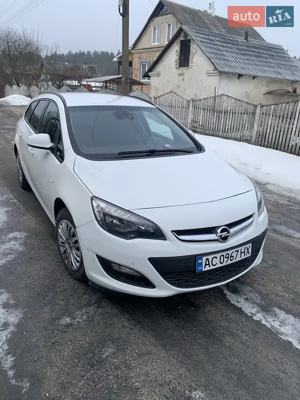 Opel Astra 2014