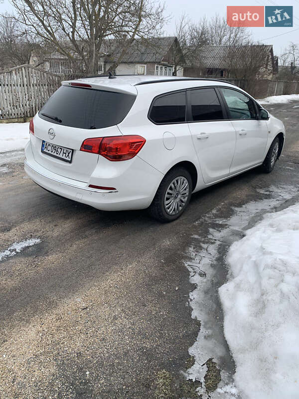 Универсал Opel Astra 2014 в Житомире фото 13 Универсал Opel Astra 2014 в Житомире