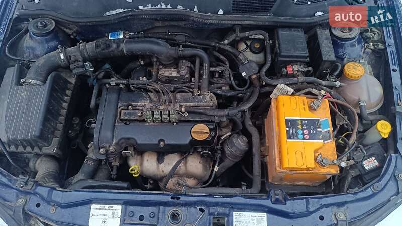 Седан Opel Astra 2006 в Звенигородці