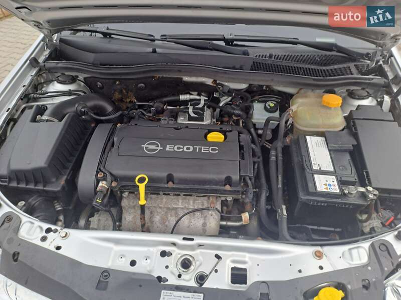 Универсал Opel Astra 2009 в Виннице