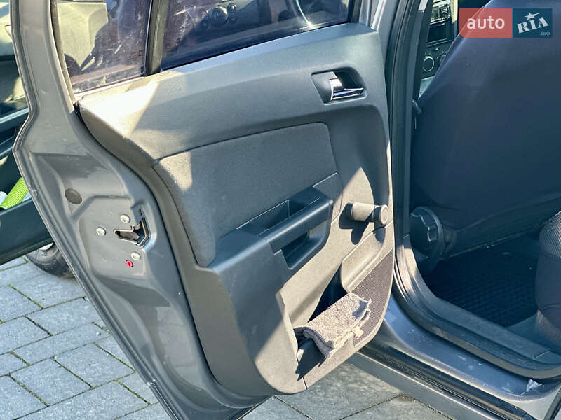 Хетчбек Opel Astra 2006 в Ужгороді