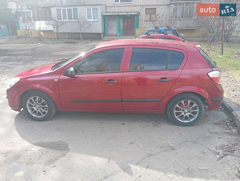 Хетчбек Opel Astra 2006 в Миколаєві фото 2 Хетчбек Opel Astra 2006 в Миколаєві