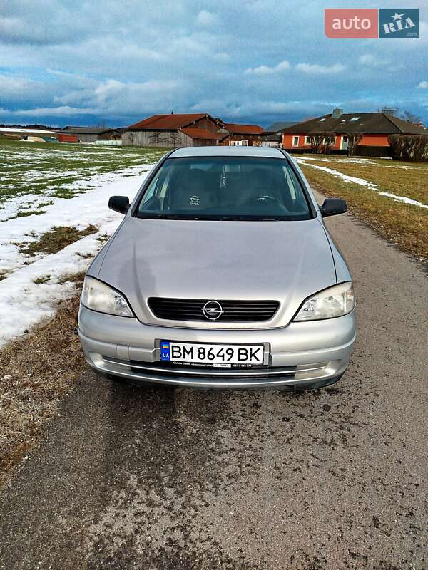 Седан Opel Astra 2007 в Бурині