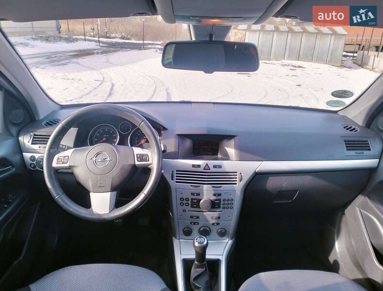 Универсал Opel Astra 2009 в Луцке фото 29 Универсал Opel Astra 2009 в Луцке