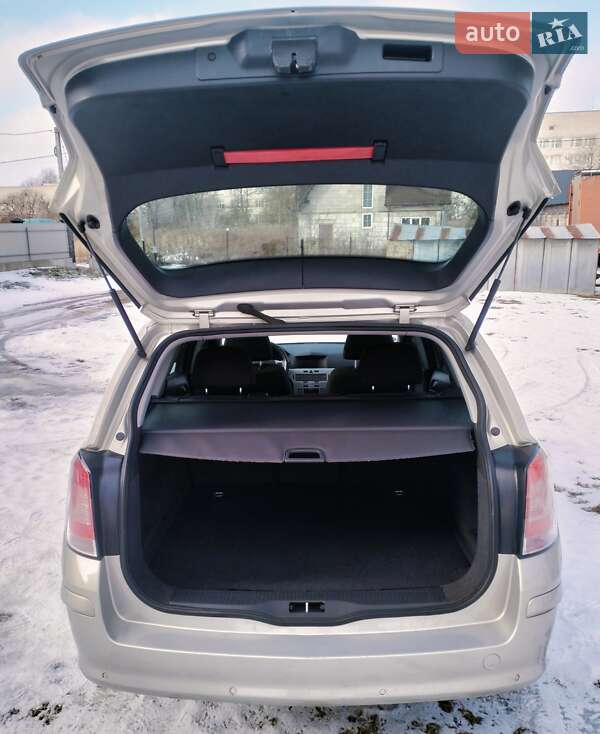 Универсал Opel Astra 2009 в Луцке фото 22 Универсал Opel Astra 2009 в Луцке