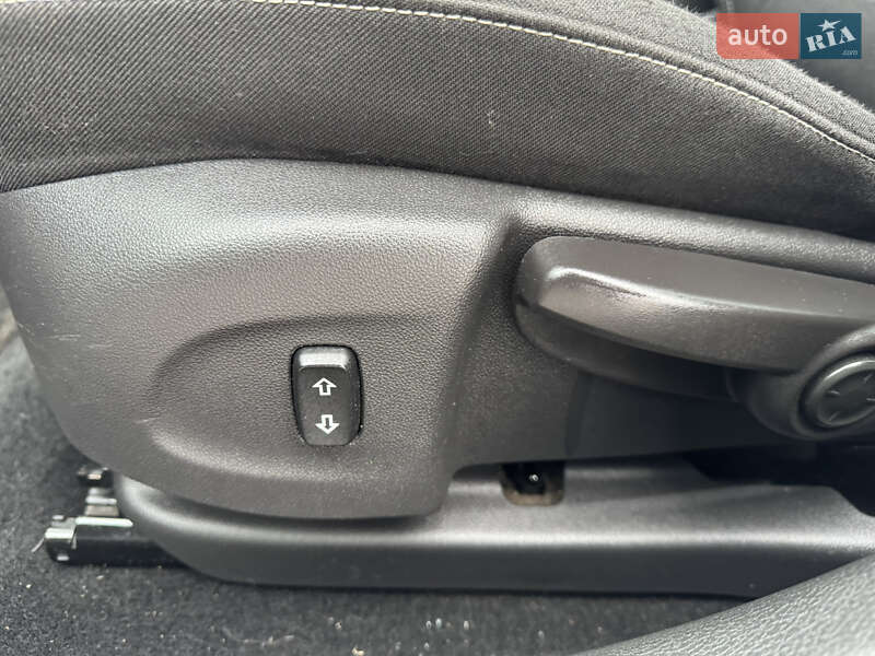 Универсал Opel Astra 2018 в Ивано-Франковске