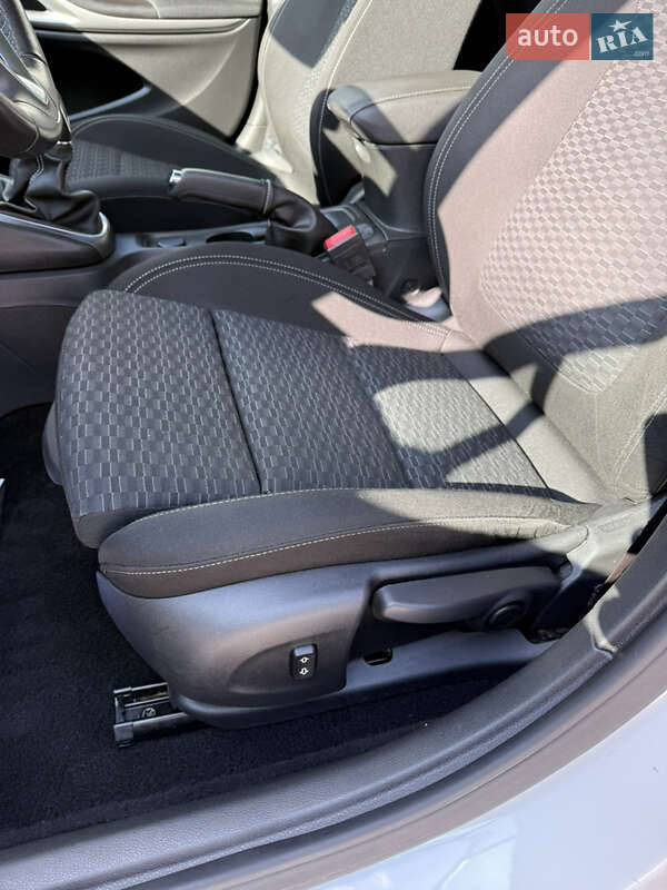 Универсал Opel Astra 2018 в Хмельницком