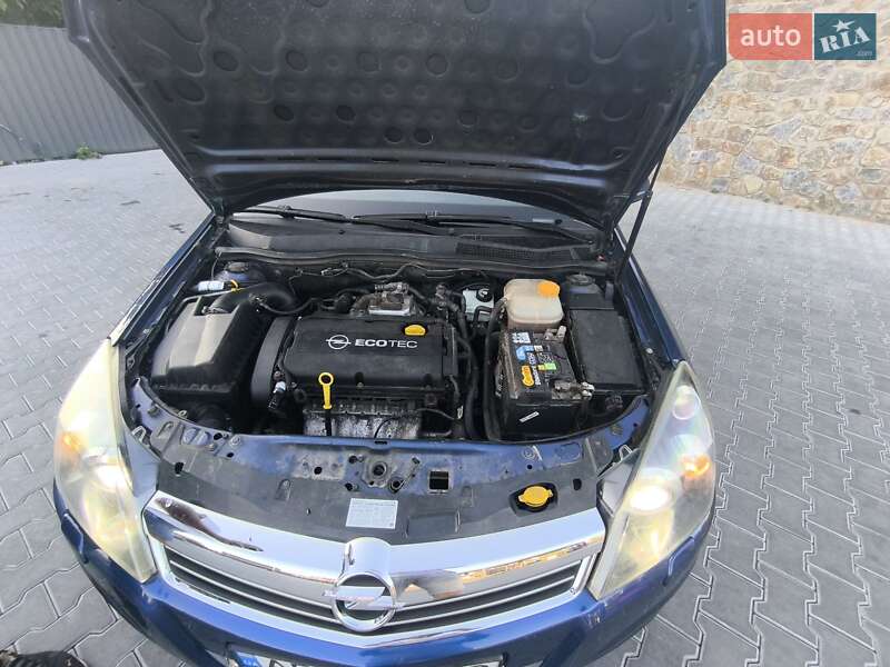 Универсал Opel Astra 2008 в Ильинцах