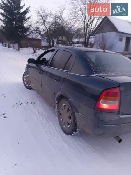 Седан Opel Astra 2001 в Бережанах