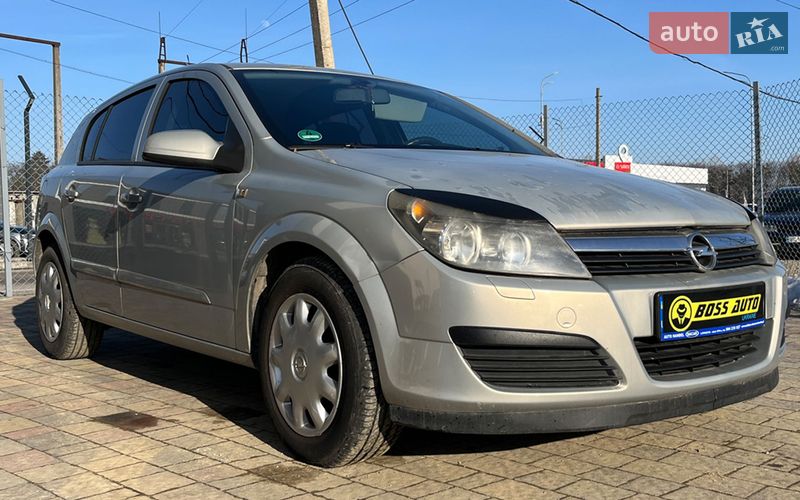 Хэтчбек Opel Astra 2006 в Стрые