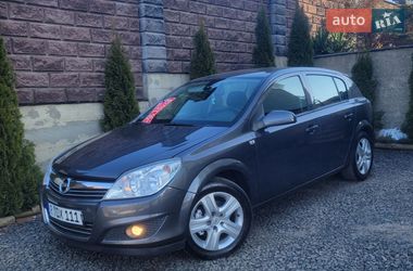 Хэтчбек Opel Astra 2009 в Луцке