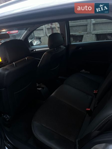 Универсал Opel Astra 2009 в Киеве