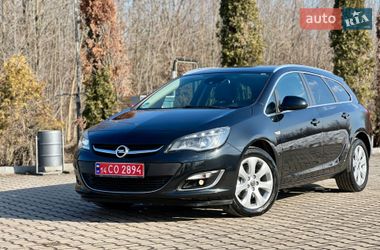 Універсал Opel Astra 2014 в Івано-Франківську