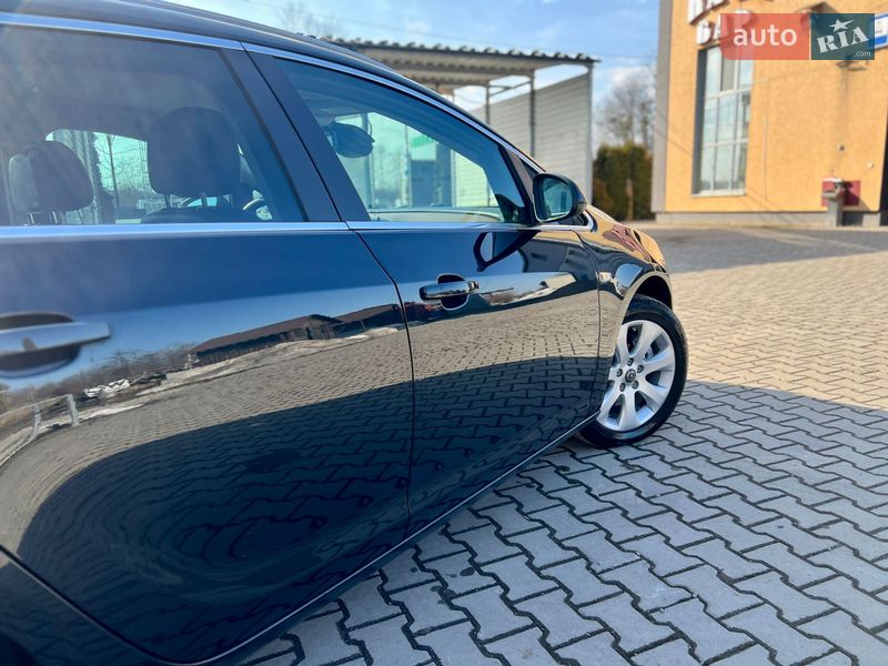 Универсал Opel Astra 2014 в Ивано-Франковске