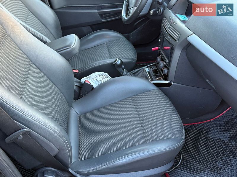 Универсал Opel Astra 2006 в Одессе