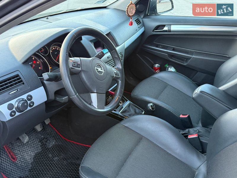 Универсал Opel Astra 2006 в Одессе