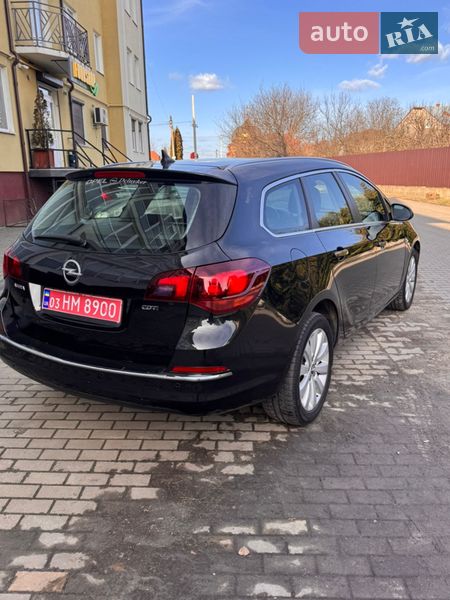 Универсал Opel Astra 2013 в Луцке