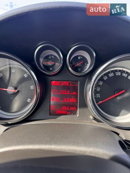 Универсал Opel Astra 2013 в Луцке