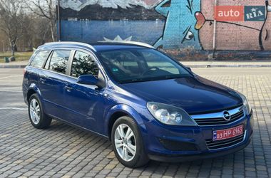 Универсал Opel Astra 2007 в Луцке