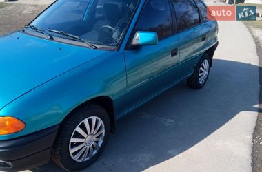 Хэтчбек Opel Astra 1994 в Ивано-Франковске