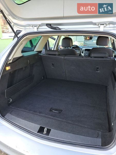 Універсал Opel Astra 2011 в Вишнівці