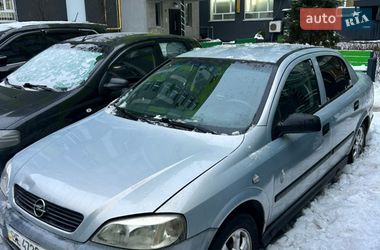 Седан Opel Astra 2005 в Ирпене