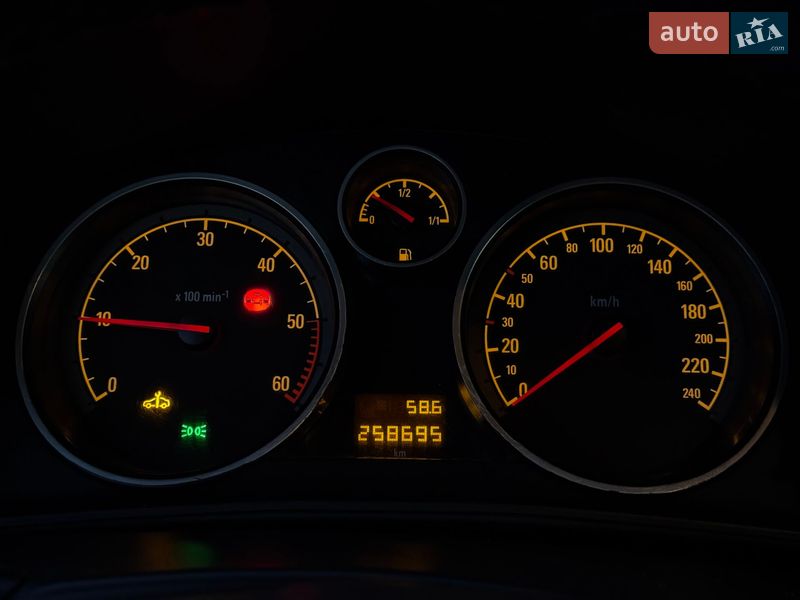 Універсал Opel Astra 2008 в Тернополі