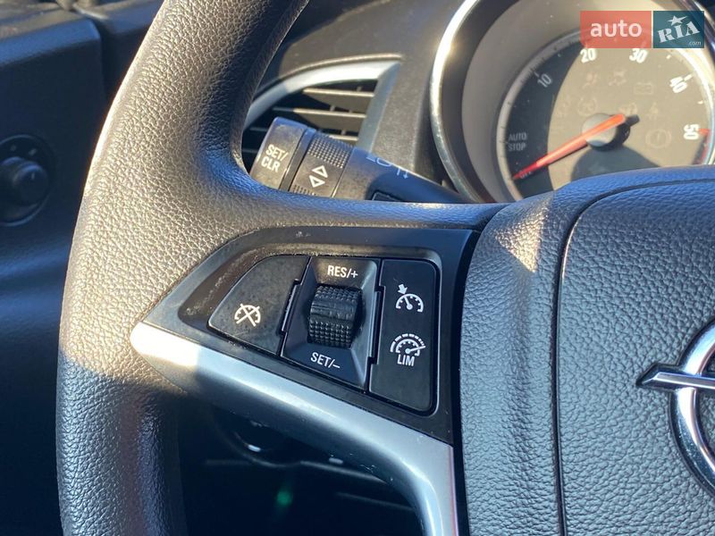 Универсал Opel Astra 2013 в Тернополе