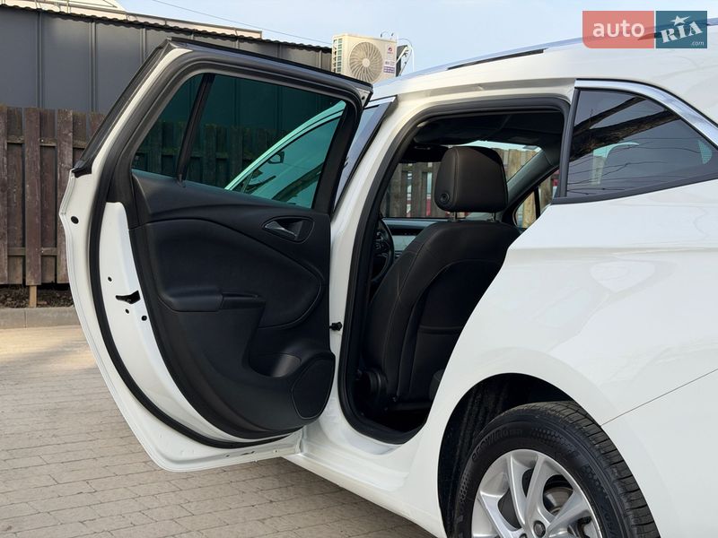 Універсал Opel Astra 2020 в Стрию
