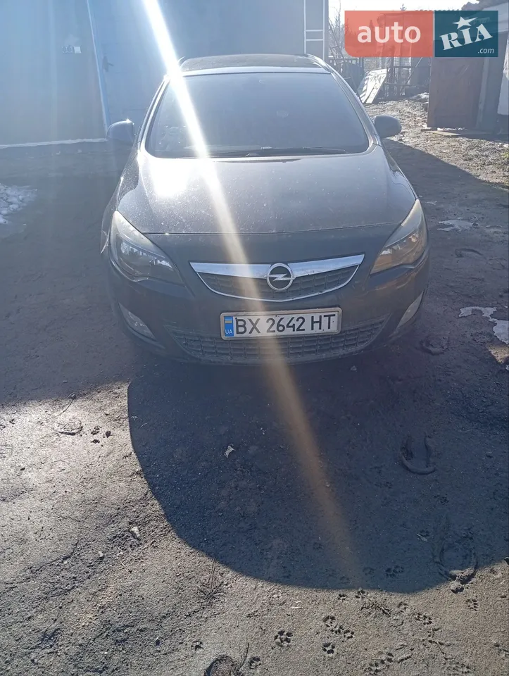 2011 Opel Astra - мініатюра 10