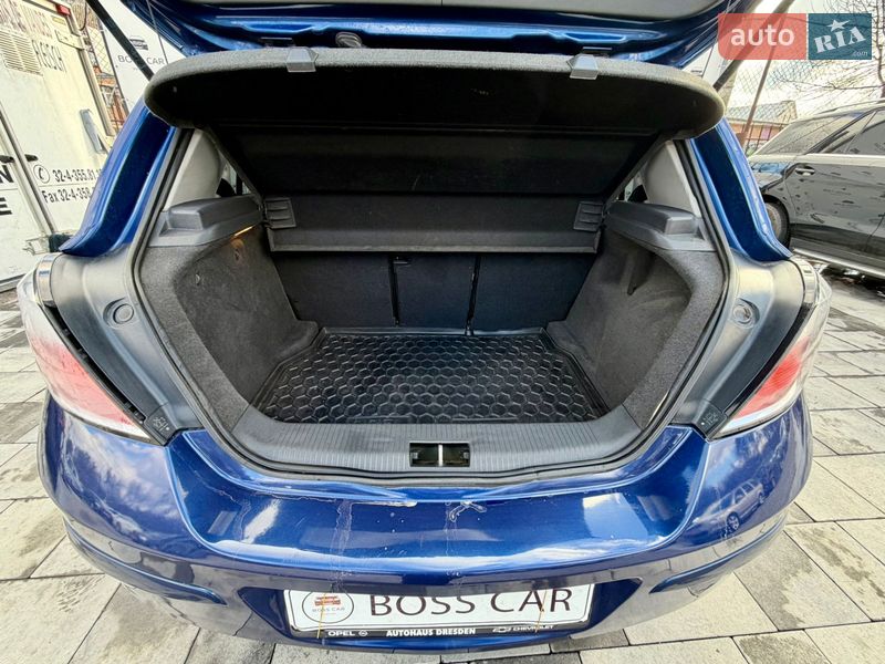 Хэтчбек Opel Astra 2004 в Виннице