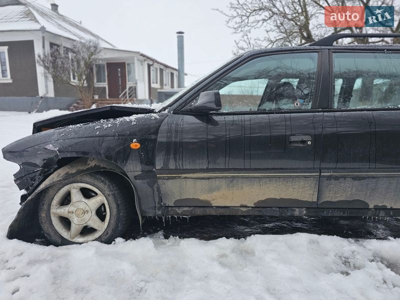 Універсал Opel Astra 1992 в Шаргороді