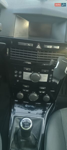 Універсал Opel Astra 2008 в Коломиї