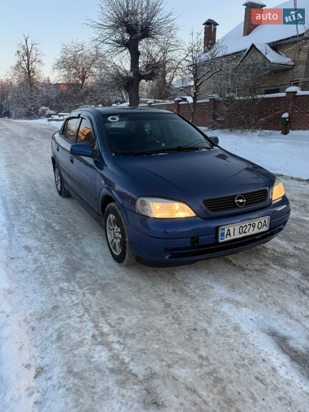 Седан Opel Astra 2003 в Киеве