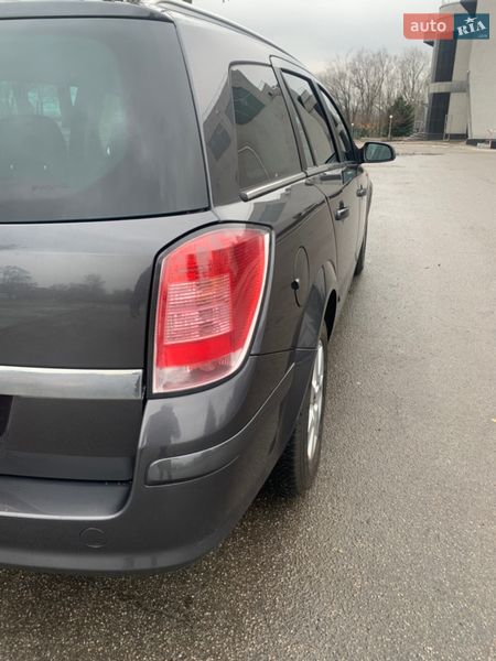 Универсал Opel Astra 2009 в Запорожье