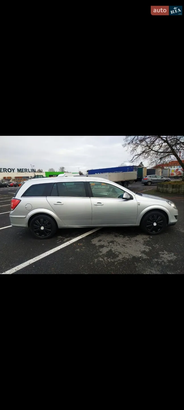 2010 Opel Astra - мініатюра 4