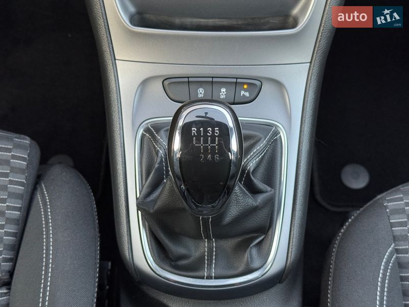 Універсал Opel Astra 2017 в Луцьку