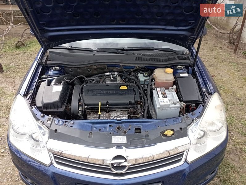 Универсал Opel Astra 2008 в Херсоне