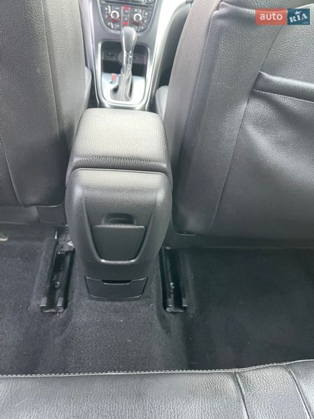 Хэтчбек Opel Astra 2013 в Львове