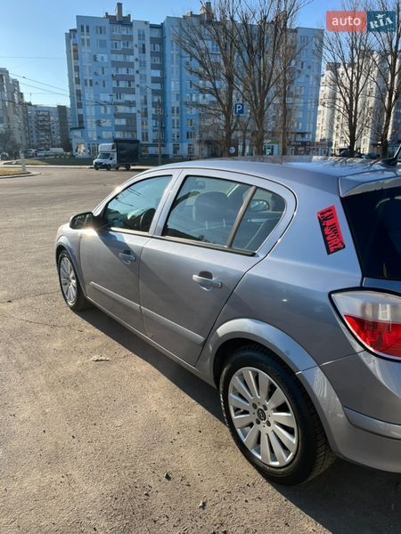 Хэтчбек Opel Astra 2005 в Черкассах